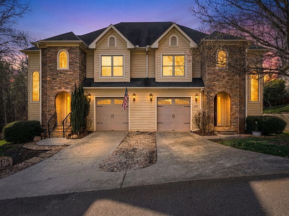 2nd image of 476 Licklog Rdg #32