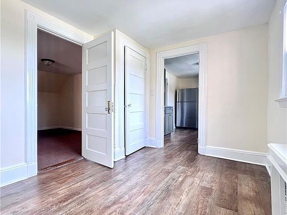 3rd image of 175 Centre Ave APT 3