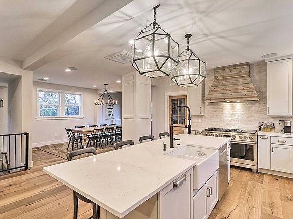 Main House - Kitchen 2