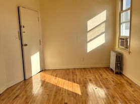 415 Halsted St, East Orange, NJ