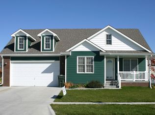 8120 S 16th St, Lincoln, NE 68512