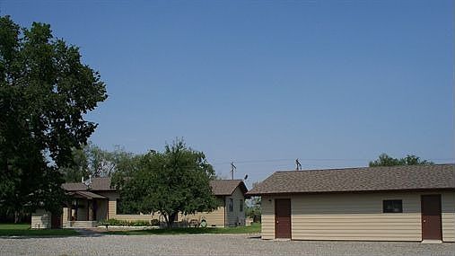 3rd image of 3890 Boylan Dr
