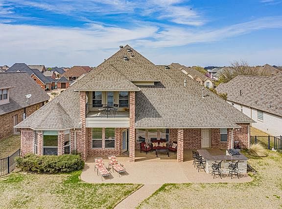 5th image of 2606 Harborside Dr