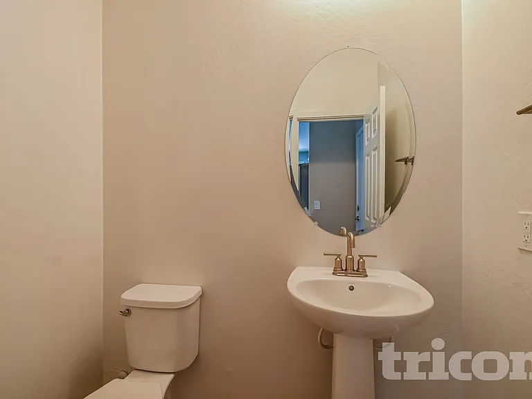 9322 E Solina Ave — Photo 10