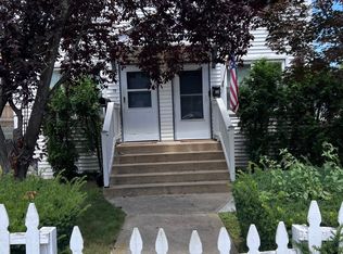 13 Newcomb St #13, Providence, RI 02908