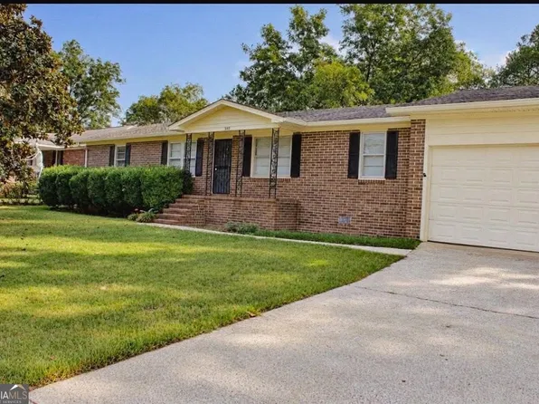 3498 Sandy Cir, Macon, GA 31216