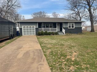 205 W Kaw Ave, Cleveland, OK 74020
