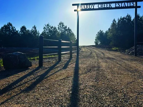 E 1739 Road Jasmines Drive Hardy Creek Ests Tract 3, Nashoba, OK 74558