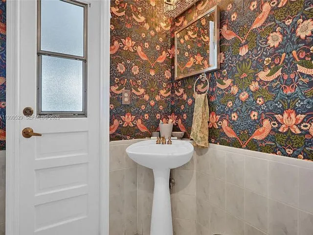 15280 SW 72nd Ave — Photo 12