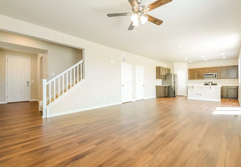 1st image of 456 Elbert St #2005