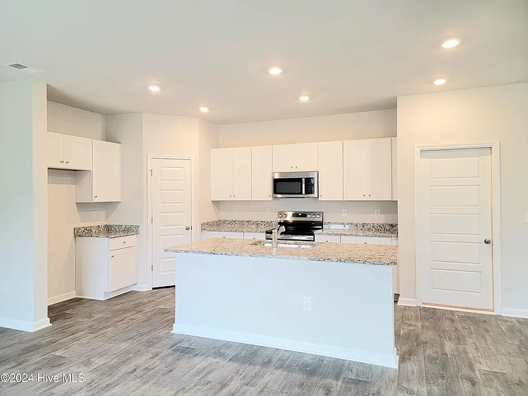 1067 Tripletail Drive Nw Atlanta #119 — Photo 3