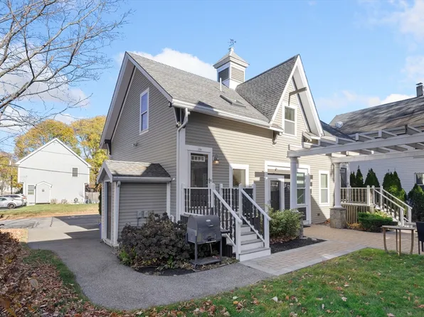 8 Linden St #5, Stoneham, MA 02180