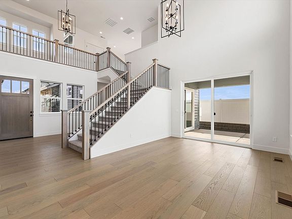 5th image of 14267 N Goldfinch Ave