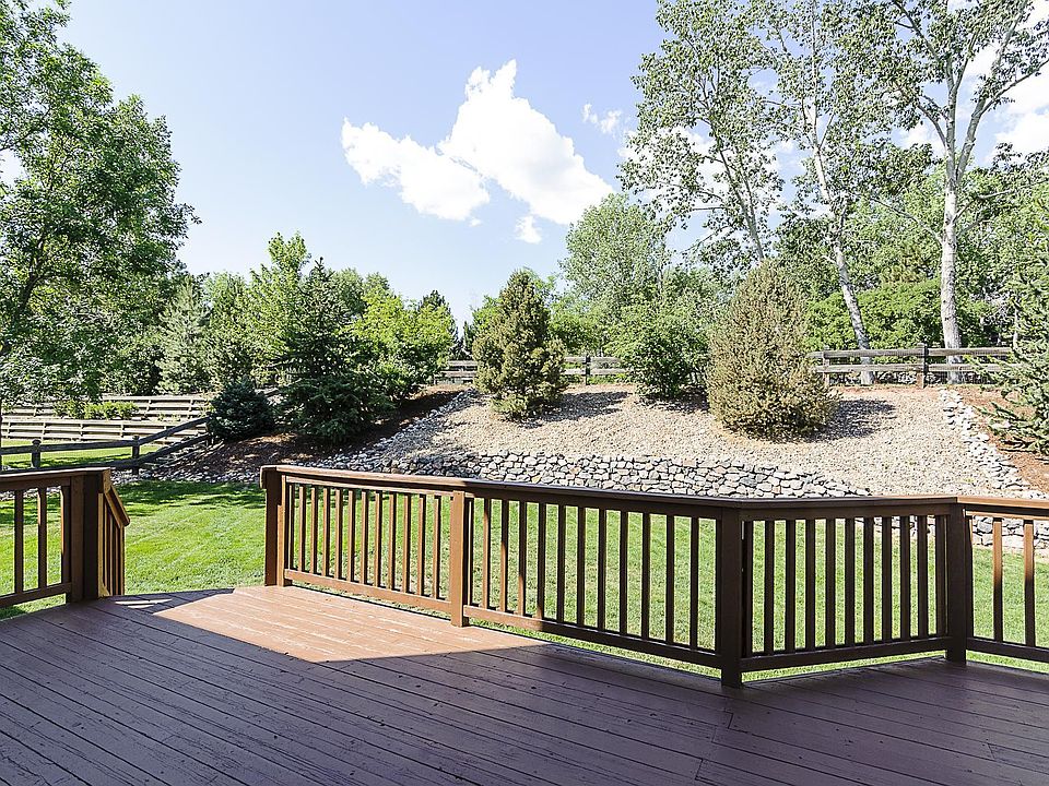 1st image of 26 Mountain Pine Dr