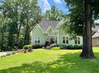 117 Indian Creek Dr, Pelham, AL 35124