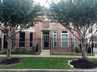 1929 Calumet St, Houston, TX 77004