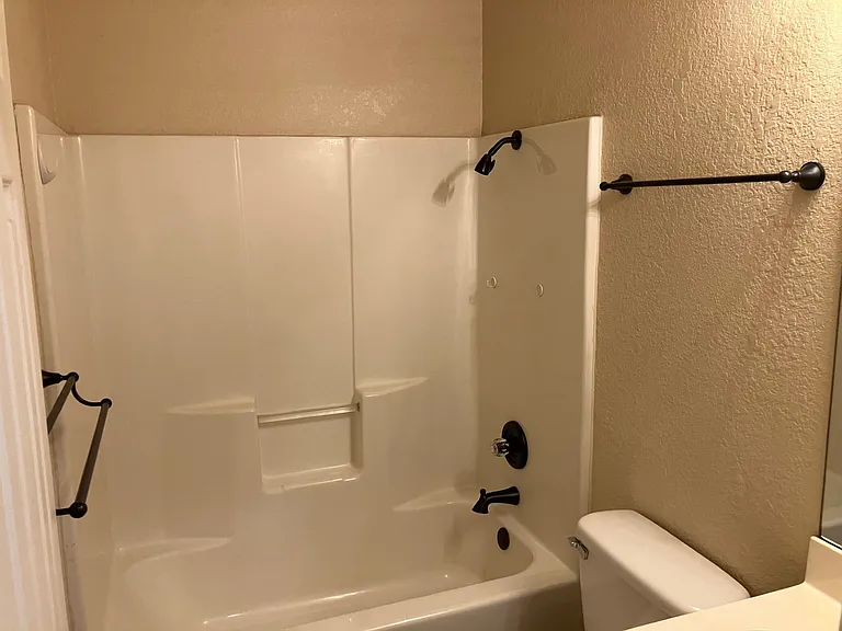 208 S Sendero Dr — Photo 20