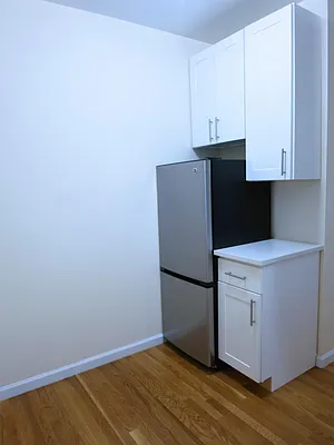 Rented by City & Suburban | media 25