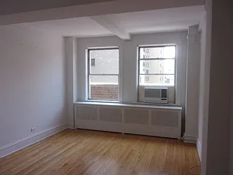 Rented by Carlyle Property Management