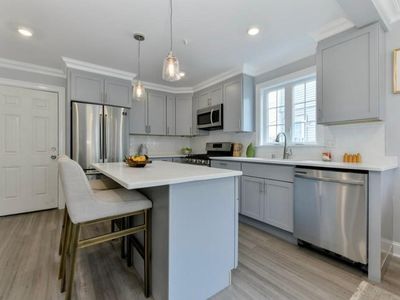 224 Newbury Ave #2, Quincy, MA, 02171