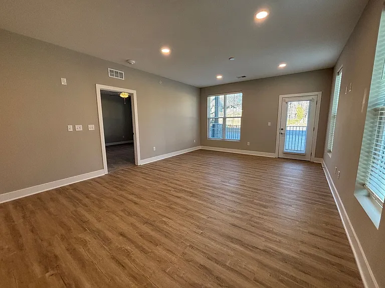 5808 Nall Ave — Photo 47