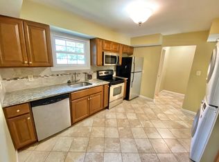 2611 Washington Blvd, Arlington, VA 22201
