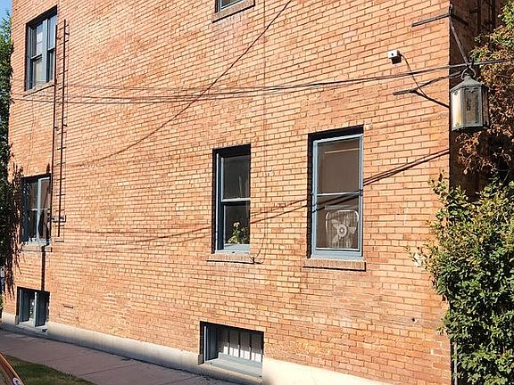 2nd image of 237 1/2 E Front St #H