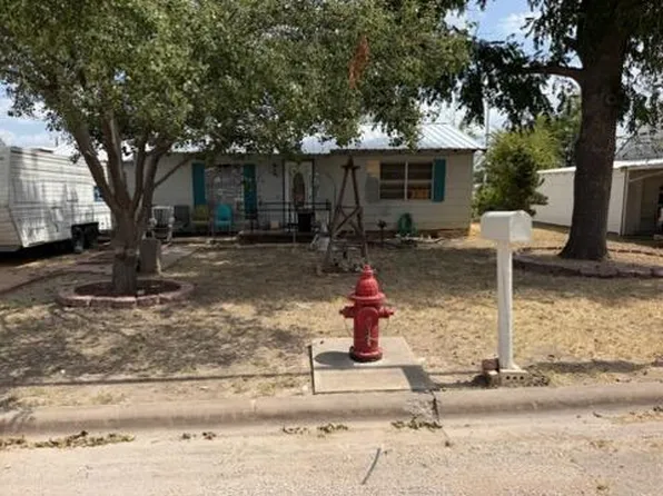 700 E Poplar St, Sonora, TX 76950