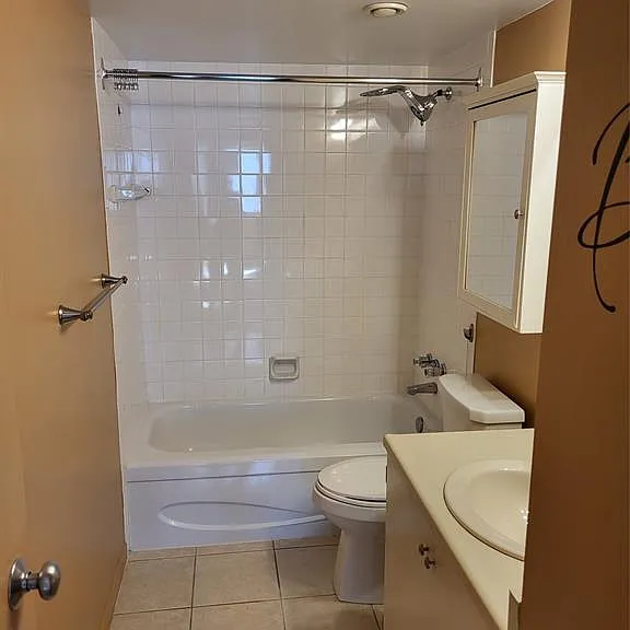 380 Pelissier St #2204 — Photo 14
