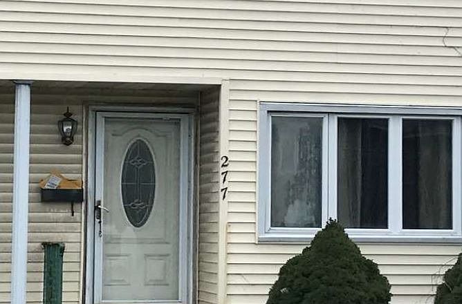 2nd image of 277 Mary St