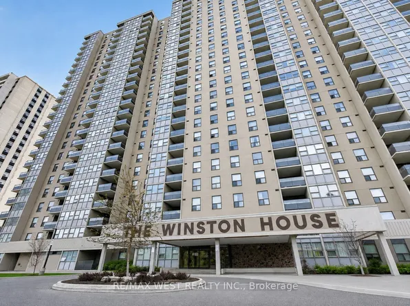 75 Emmett Ave #1801, Toronto, ON M6M 5A7