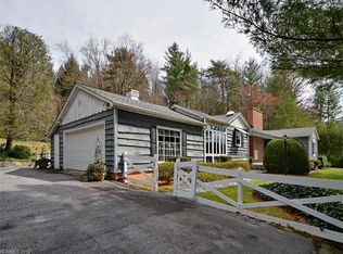 2618 Haywood Rd, Hendersonville, NC 28791