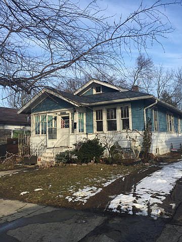 1st image of 123 N Victory St