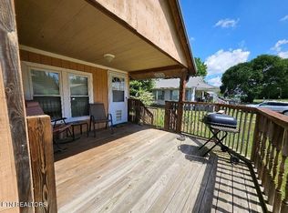26374 W Lee Hwy, Philadelphia, TN 37846