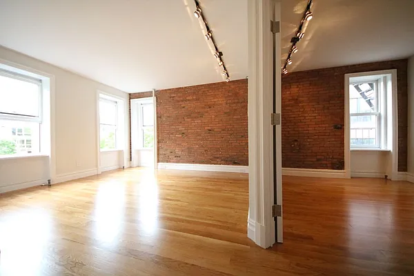 Rented by (Legacy) NY Quality Living Uptown | media 12
