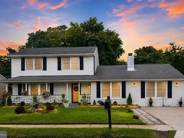 58 Upland Ct, Newark, DE 19713
