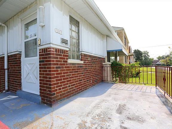 4th image of 1800 Crest Hill Ave