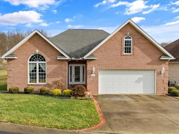 52 Wyndemere Way, Parkersburg, WV 26105