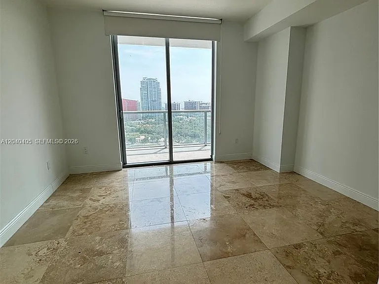 79 SW 12th St #2703 — Photo 24