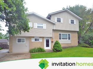 1020 E Palatine Rd, Palatine, IL 60074