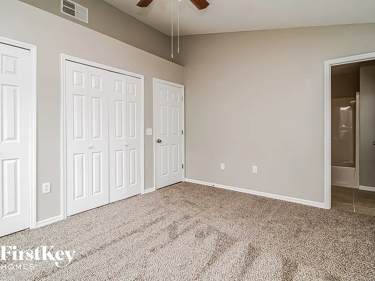 2826 Redbud Ct — Photo 9
