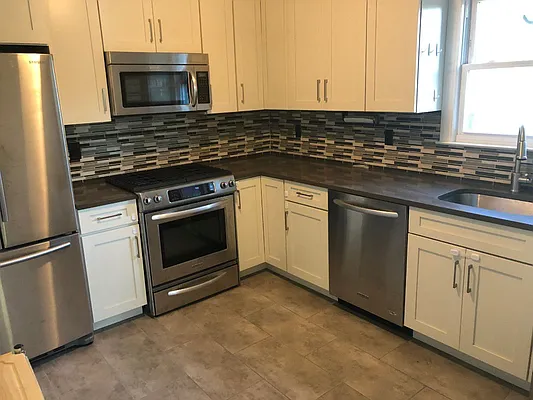 Rented by Area New York | media 8