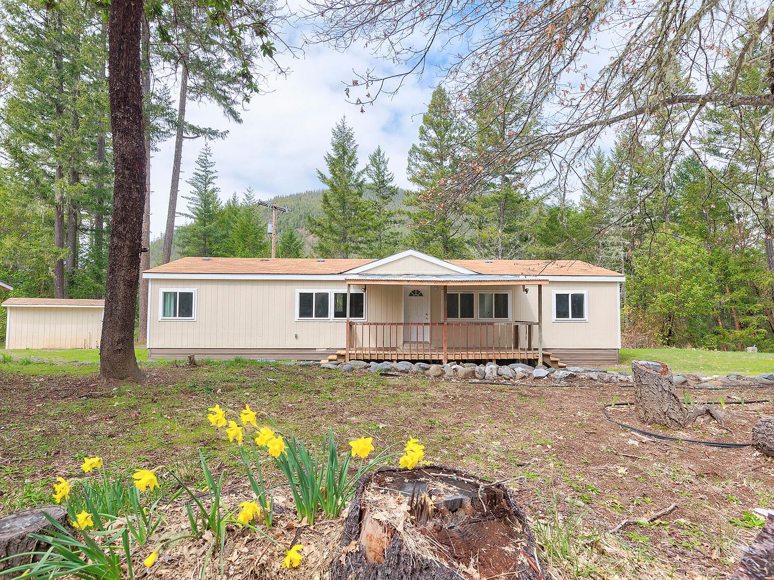 22100 Redwood Hwy, Selma, OR 97538 Zillow