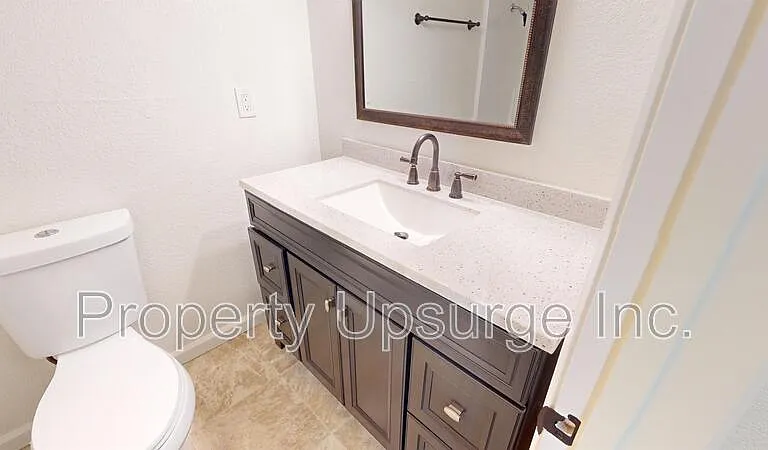 488 Wiltsey Ave #C — Photo 4