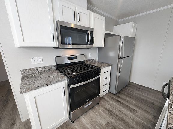 5th image of 4359 Dogwood Blvd #621