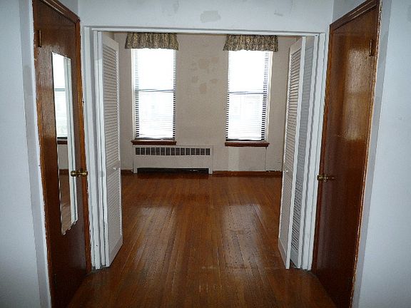 2nd image of 233.5 Summit Ave #1