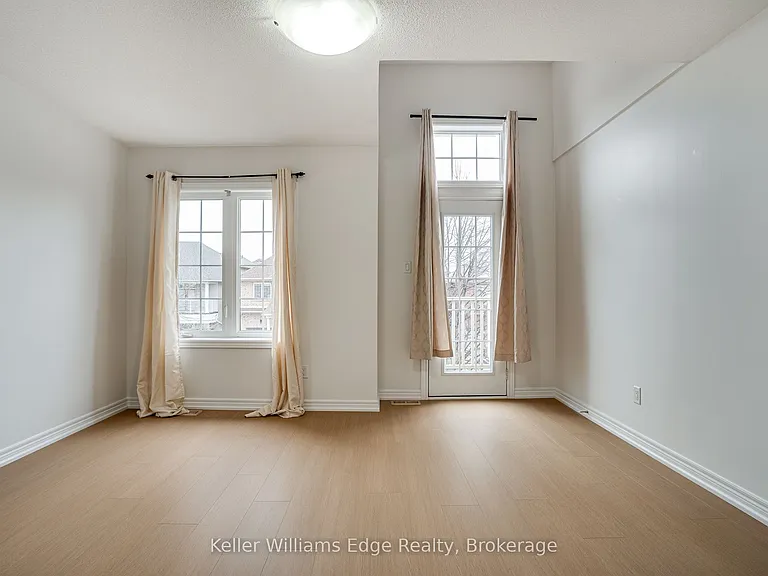 93 Glendarling Cres — Photo 27