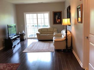 835 Liberty Ct, Piscataway, NJ 08854