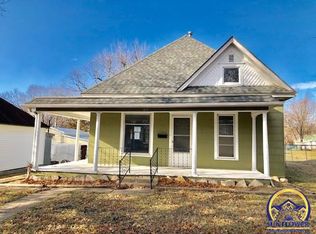 815 Ohio Ave, Holton, KS 66436