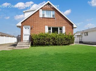 11 E Cavalier Dr APT 1, Buffalo, NY 14227